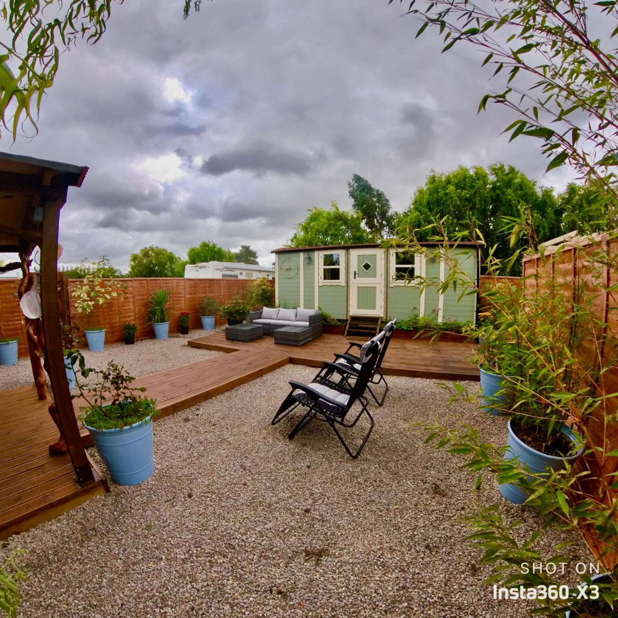 Campsite Alices Garden Two *
